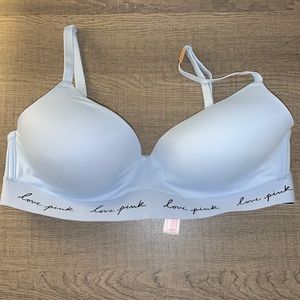 Victoria’s Secret Wear Everywhere Wireless Bra